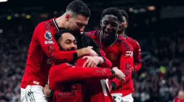 مانشستر يونايتد الأقرب لضمان مقعد دوري الأبطال